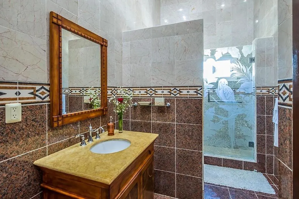 Amazing Beachfront Casa Del Mar Bonito, Playa Del Secreto, Riviera Maya Playa del Carmen 0*,